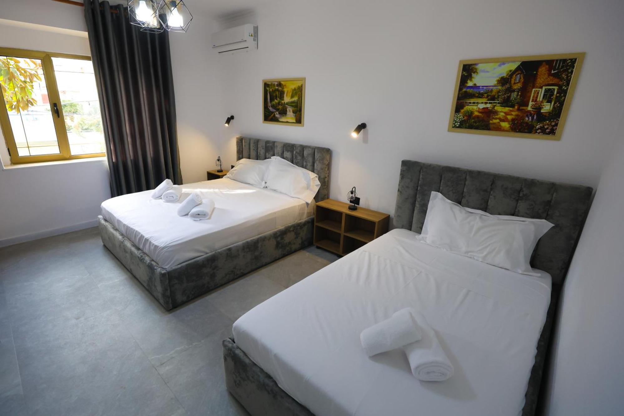 Vila Alizee Hotel Tirana Esterno foto